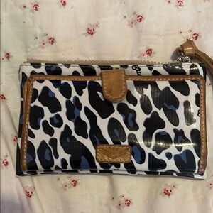 Consuela flat wallet